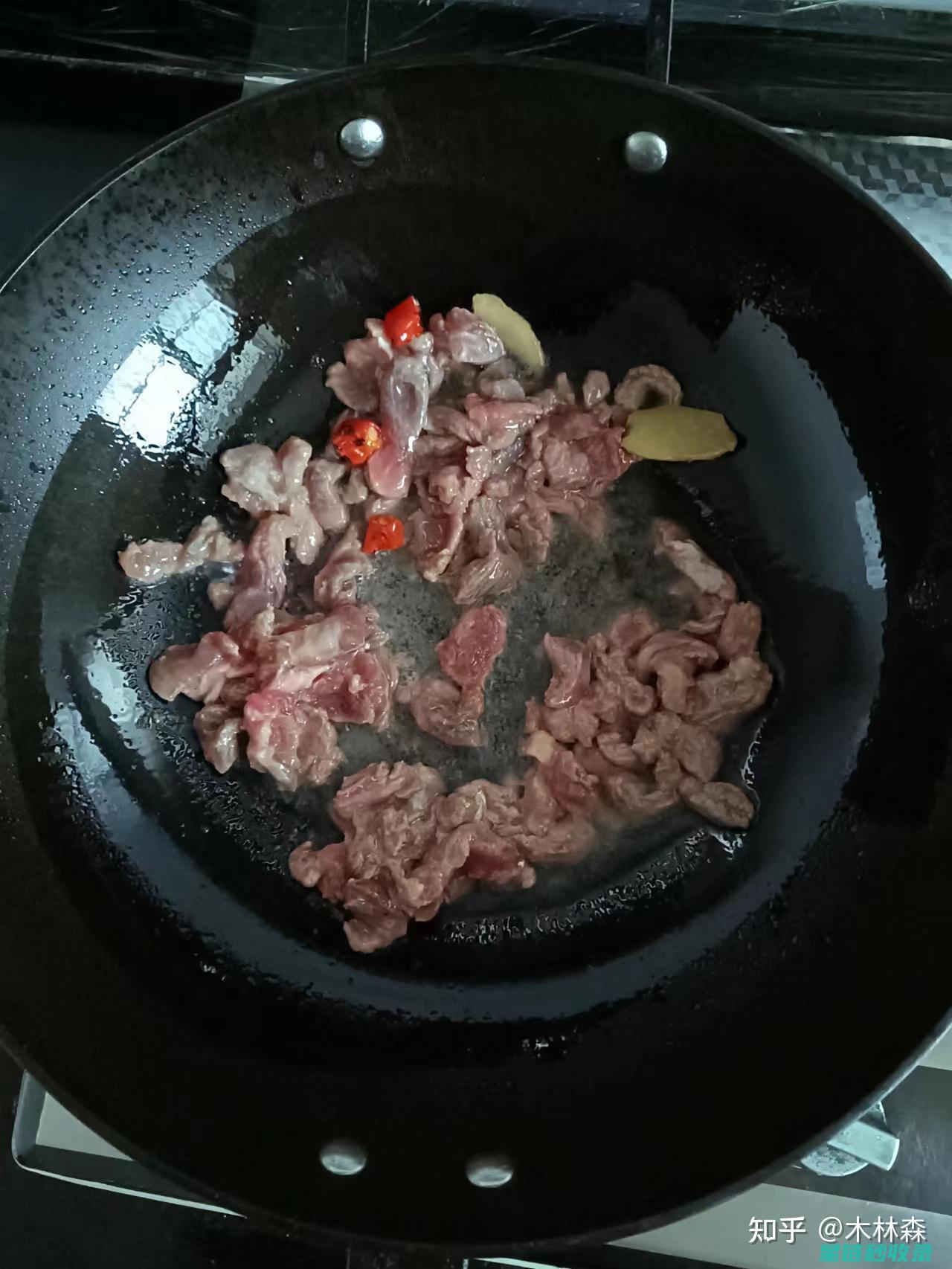 锅具保养：避免过度加热的重要性 (锅具的保养方法)